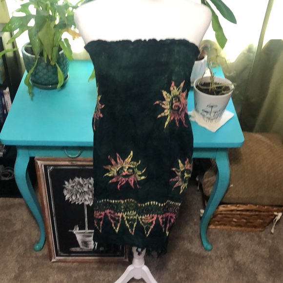 Swim suit cover up - Picture 2 of 3